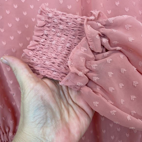 ♥️ HOST PICK ♥️ H&M smocked neck and sleeve sheer blouse 12 - Picture 4 of 8